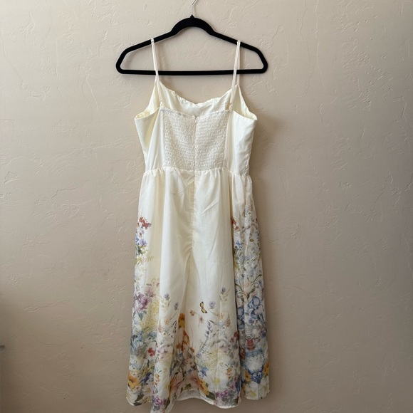 CIDER Floral Shirred Midi Dress | Small | Beige Cottagecore - Picture 9 of 11